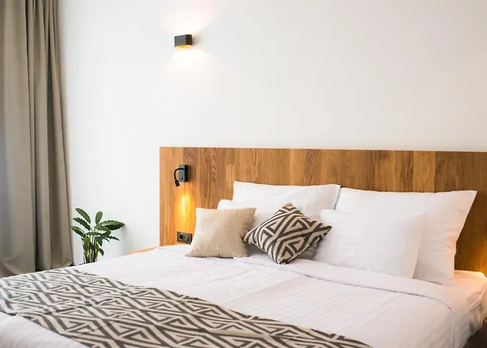 Roko Garni Hotel